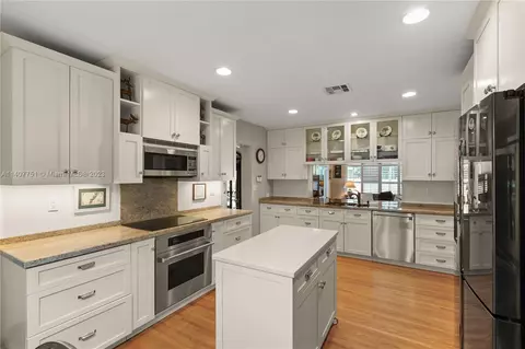 6200 SW 123rd Ter, Pinecrest, FL 33156 photo 4