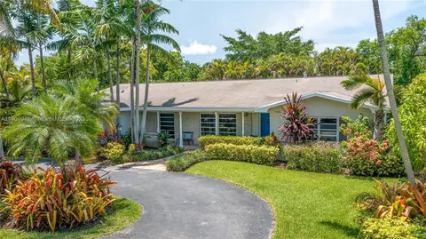 7305 SW 122nd St, Pinecrest, FL 33156