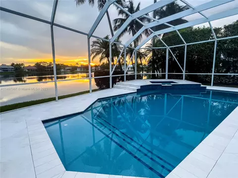 717 NW 100th Ter, Plantation, FL 33324