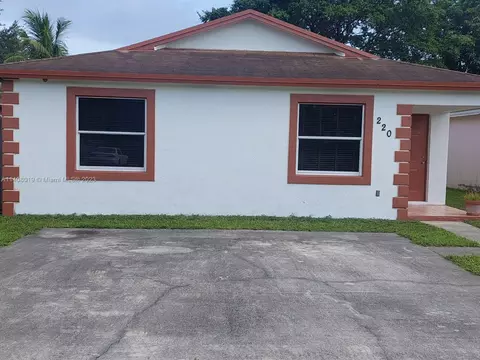 220 NW 179th St, Miami Gardens, FL 33169
