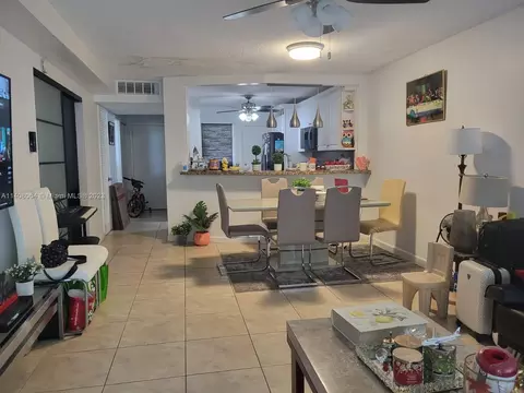 1670 NE 191st St #100-3, Miami, FL 33179