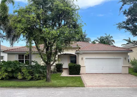 Undisclosed, Hollywood, FL 33312