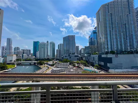 690 SW 1st Ct #1216, Miami, FL 33130