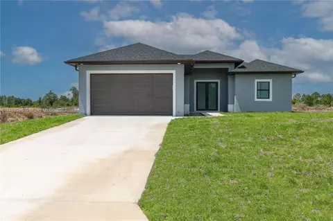 1162 Helen, Lehigh Acres, FL 33974