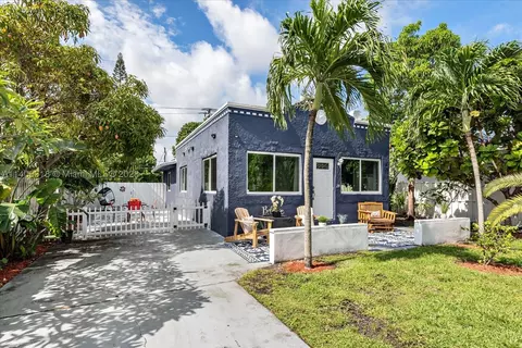 24 SE 6th St, Dania Beach, FL 33004
