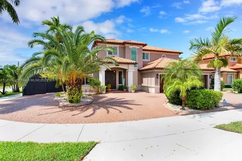 15962 SW 45 Ter, Miami, FL 33185