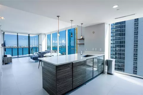 460 NE 28th St #2708, Miami, FL 33137
