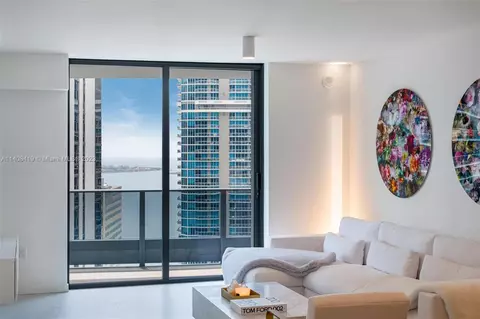 1000 Brickell Plz #4203, Miami, FL 33131