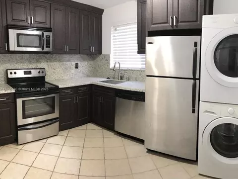 11232 SW 12th St #103, Pembroke Pines, FL 33025