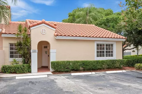 1435 Springside Dr, Weston, FL 33326