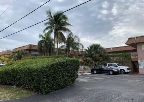 241 SE 9th Ave #109, Pompano Beach, FL 33060