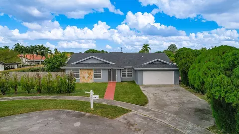14605 SW 44th Ter, Miami, FL 33175