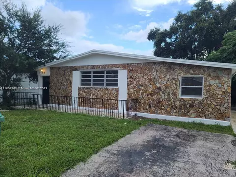 1788 NW 152nd Ter, Miami Gardens, FL 33054