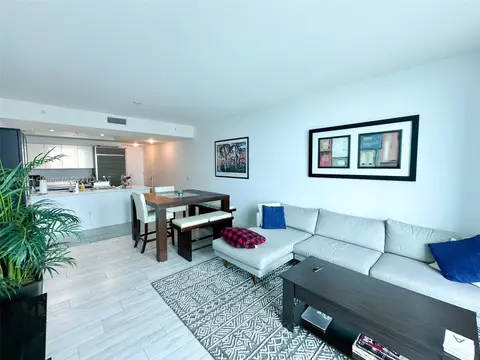 1100 S Miami Ave #2504, Miami, FL 33130