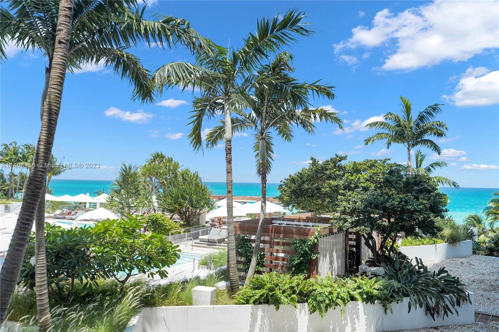 2301 Collins Ave Unit 416  