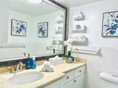801 Pine Dr #9, Pompano Beach, FL 33060 photo 9