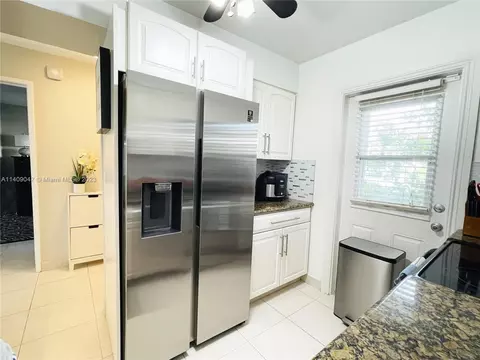 801 Pine Dr #9, Pompano Beach, FL 33060 photo 8