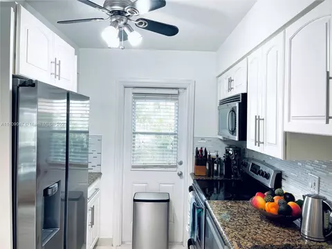801 Pine Dr #9, Pompano Beach, FL 33060 photo 7