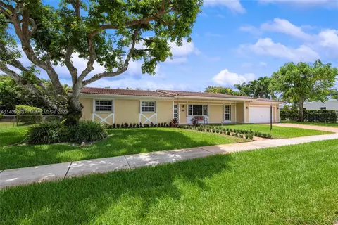 9151 SW 95th Ave, Miami, FL 33176