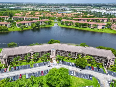 850 SW 138th Ave #306D, Pembroke Pines, FL 33027