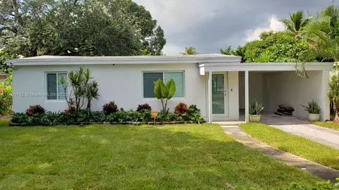 160 NW 121st St, North Miami, FL 33168