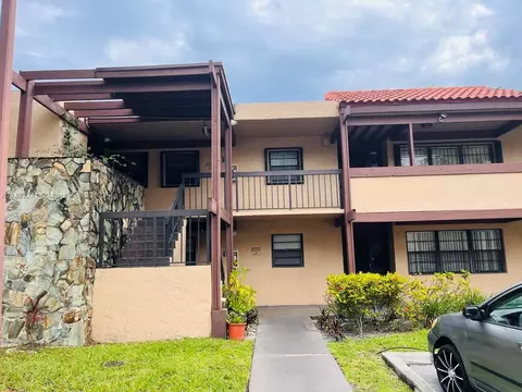 20831 San Simeon Way #201, Miami, FL 33179