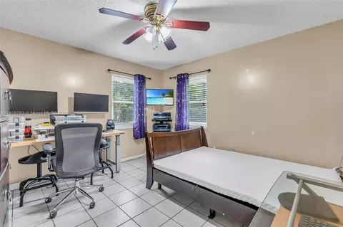 1061 NW 78th Ave, Plantation, FL 33322 photo 24