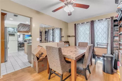 1061 NW 78th Ave, Plantation, FL 33322 photo 11