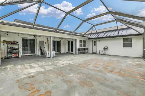 1061 NW 78th Ave, Plantation, FL 33322 photo 29