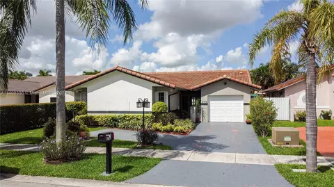 4716 SW 143rd Ave, Miami, FL 33175