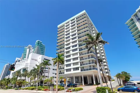 3725 S Ocean Dr #319, Hollywood, FL 33019