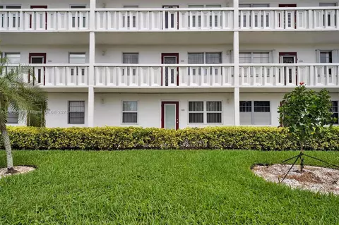 1023 Ellesmere B #1023, Deerfield Beach, FL 33442