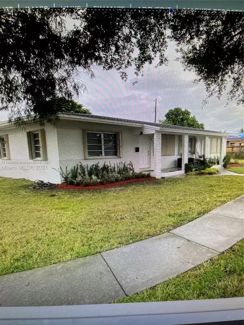 Undisclosed, Virginia Gardens, FL 33166