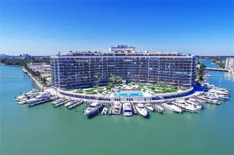 900 Bay Dr #1021, Miami Beach, FL 33141