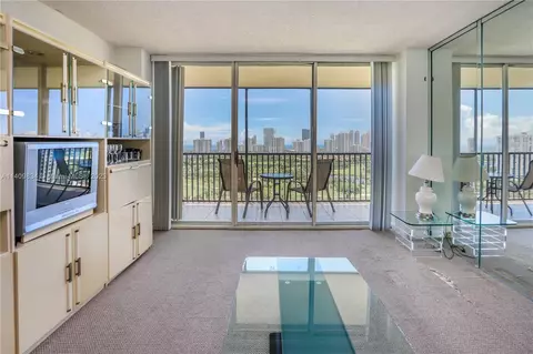 20335 W Country Club Dr #2405, Aventura, FL 33180