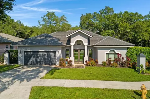 9802 SW 77th Pl, Miami, FL 33156