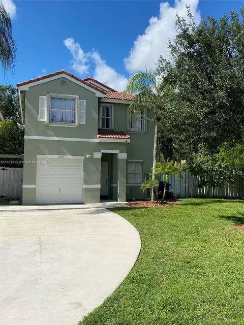 11270 N Tradewind Way, Hollywood, FL 33026