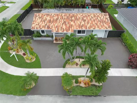 4511 SW 135th Ave, Miami, FL 33175