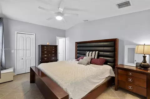 4641 Pine Ridge Rd, Naples, FL 34119 photo 11