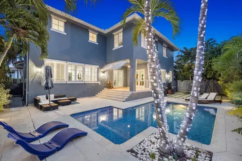 455 Hampton Ln, Key Biscayne, FL 33149 photo 1