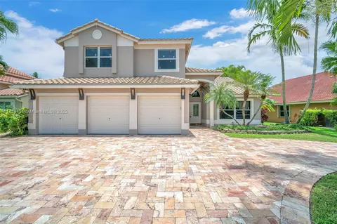 19440 Preserve Dr, Boca Raton, FL 33498