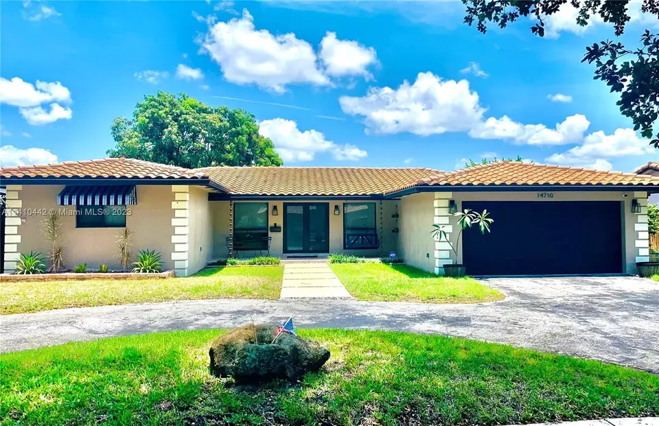  14710 Dade Pine Ave, Miami Lakes, FL 33014 photo 1