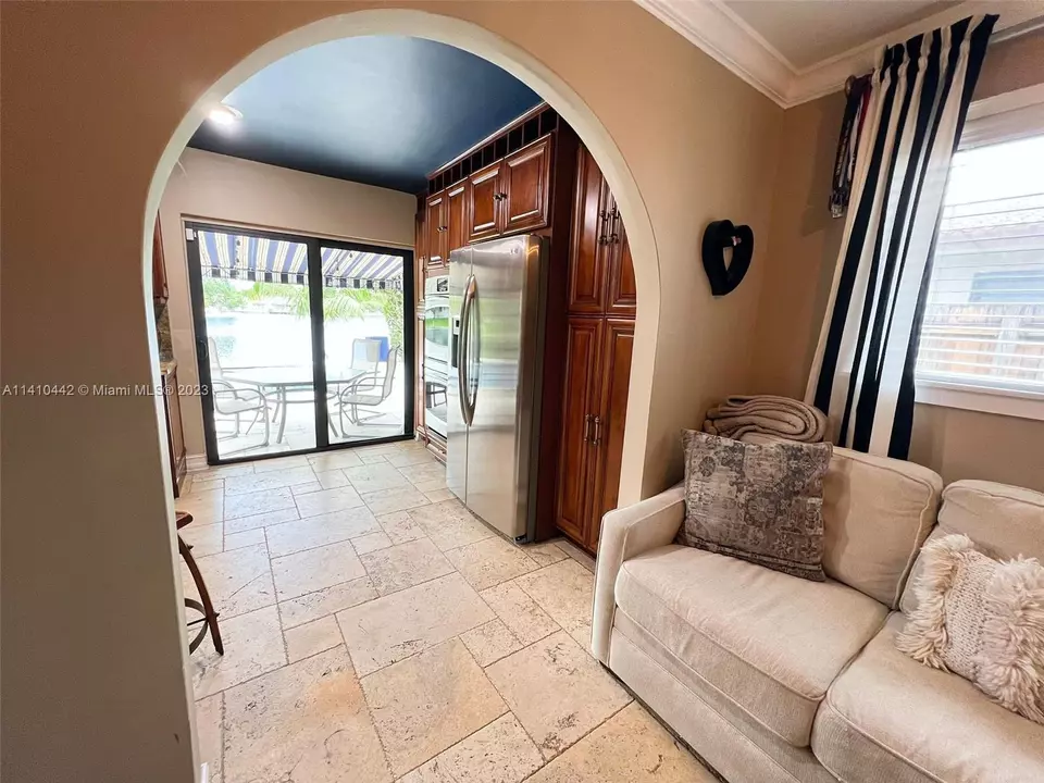  14710 Dade Pine Ave, Miami Lakes, FL 33014 photo 9