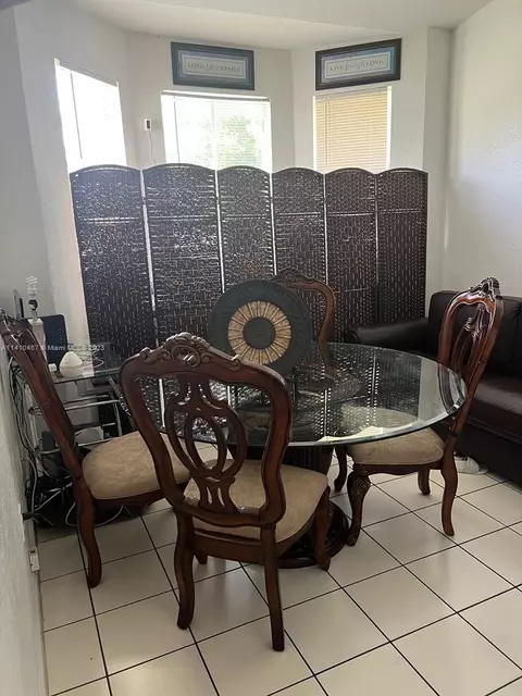 1568 SE 26th St #201, Homestead, FL 33035