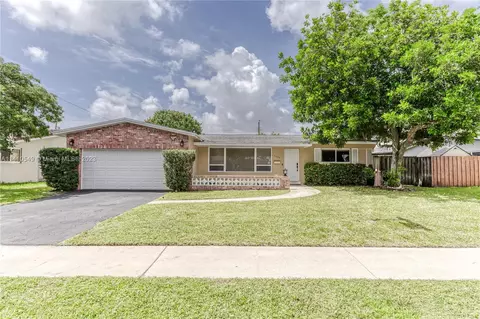 5508 Harrison St, Hollywood, FL 33021
