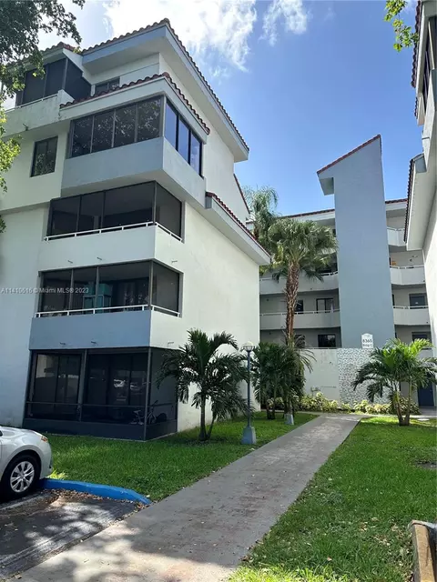8365 SW 152nd Ave #C-315, Miami, FL 33193
