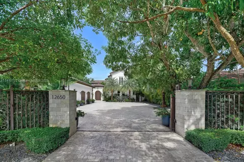 12650 SW 77th Ave, Pinecrest, FL 33156