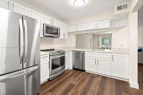 10368 NW 24th Pl #203, Sunrise, FL 33322