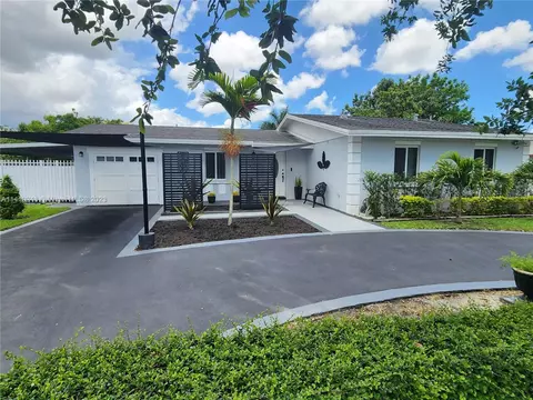 7441 SW 132nd Ave, Kendall, FL 33183