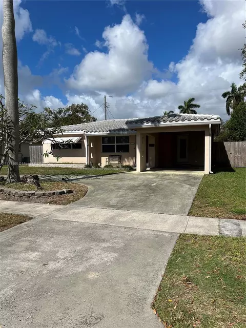 606 N 32nd Ct, Hollywood, FL 33021